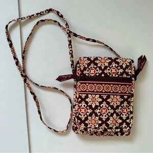 Vera‎ Bradley "Medallion" Mini Hipster